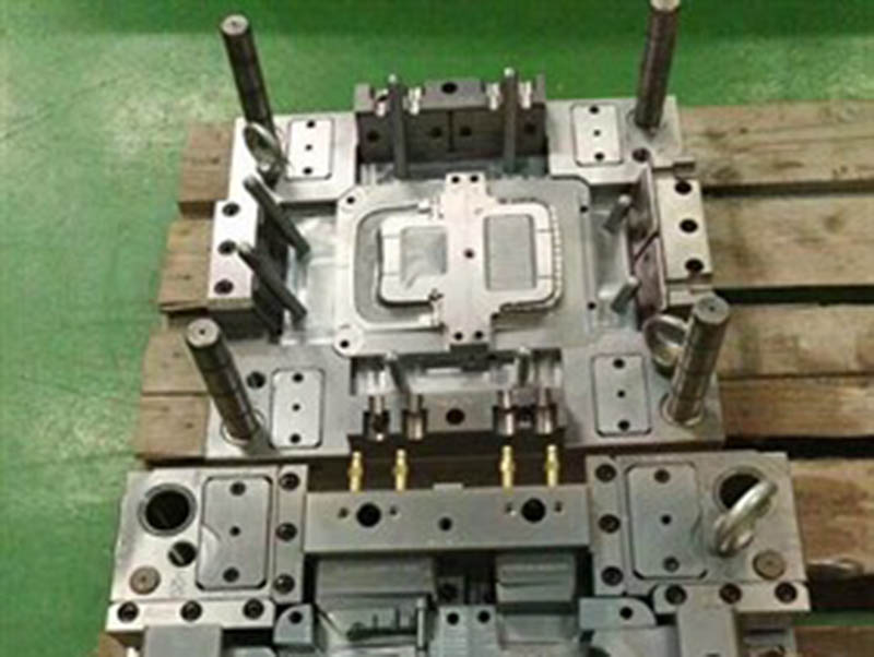 南城模具制造-06